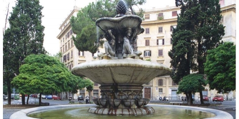 Fontana in piazza dei Quiriti