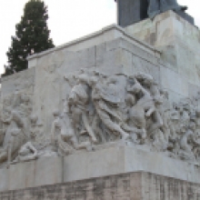 Monumento a G.Mazzini, lato sinistro
