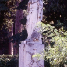 Foto al monumento a De la Vega