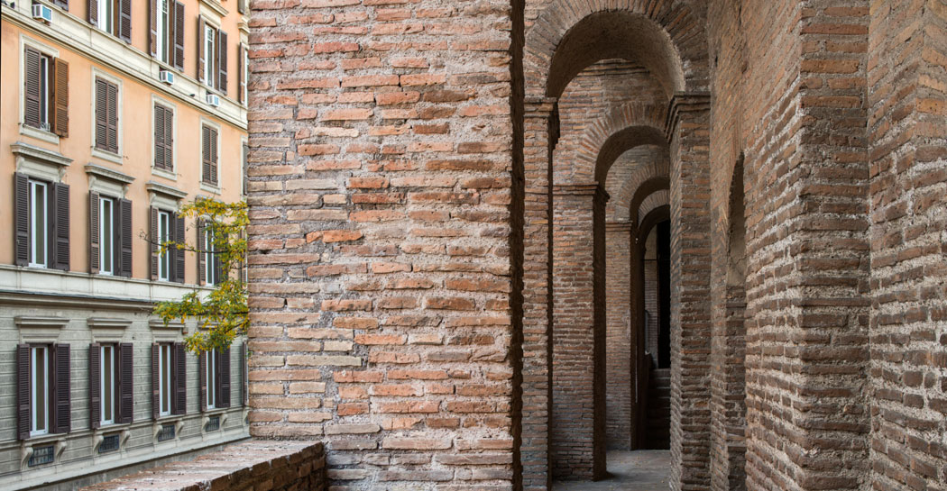 Camminamento delle Mura Aureliane di Via Campania