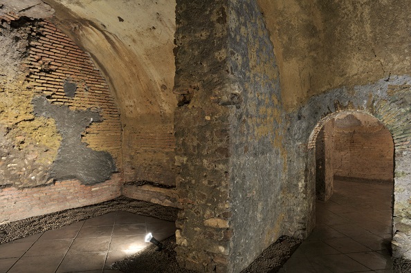 Roman Houses in Via San Paolo alla Regola in Rome