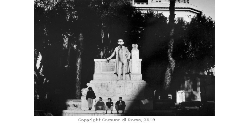 Roberto Koch, Statua di Giuseppe Gioachino Belli nell'omonima piazza, 1990 (Museo di Roma)