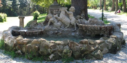 Fontana con satirelli e capretta a Villa Sciarra