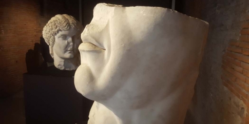 Museo dei Fori Imperiali - Mercati di Traiano: Sala dei ritratti dal Foro di Traiano, particolare