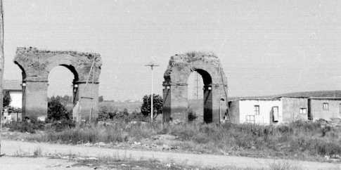 Acquedotto Alessandrino presso la Borgata Alessandrina , 1964