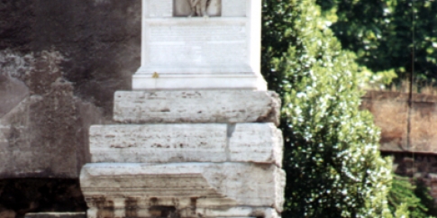 Sepolcro di Sulpicio Massimo