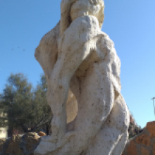 Scultura in memoria di Pier Paolo Pasolini Scultura in memoria di Pier Paolo Pasolini