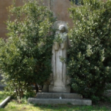 Giardino di S. Alessio, statua di S.Giovanna d'Arco