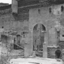 La chiesina medievale di San Basilio rinvenuta (e distrutta) durante i lavori di demolizione del Monastero dell’Annunziata – 1925 (Roma, Museo di Roma di Palazzo Braschi, Archivio Fotografico Comunale)