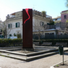 La scultura "A Pasolini"