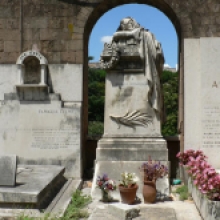 Monumento funerario a Cesare Lucatelli