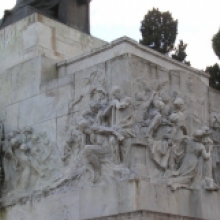 Monumento a G.Mazzini, lato destro