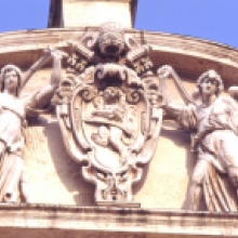 Particolare dello stemma di papa Sisto V
